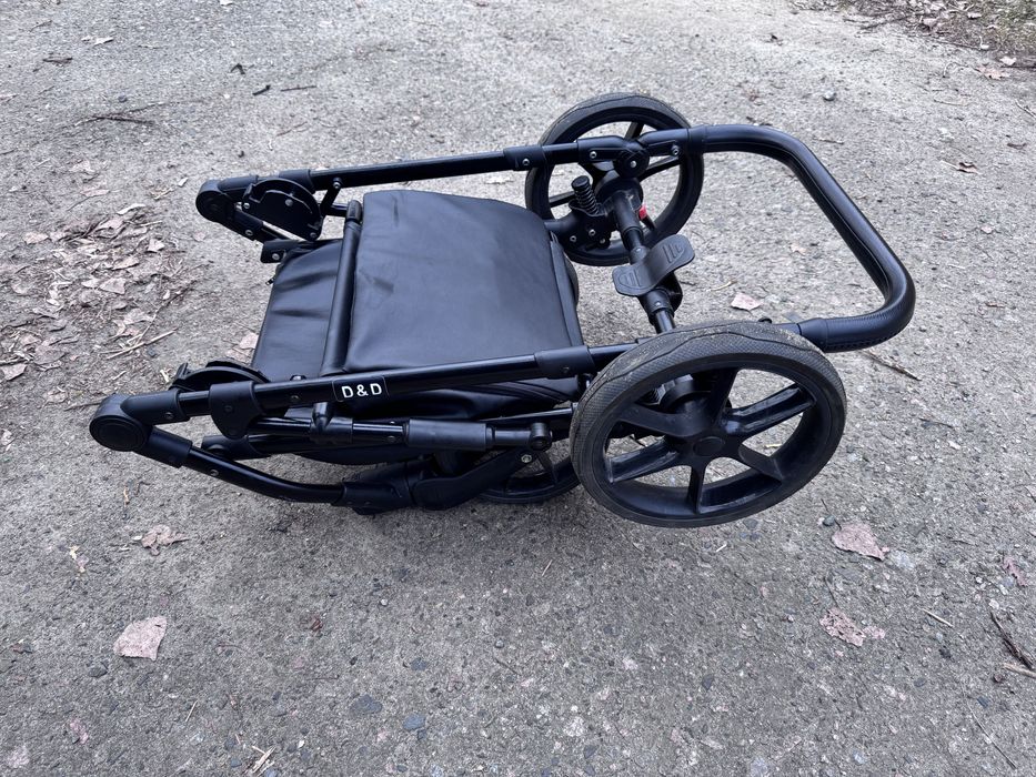 Продам коляску D&D Primero
