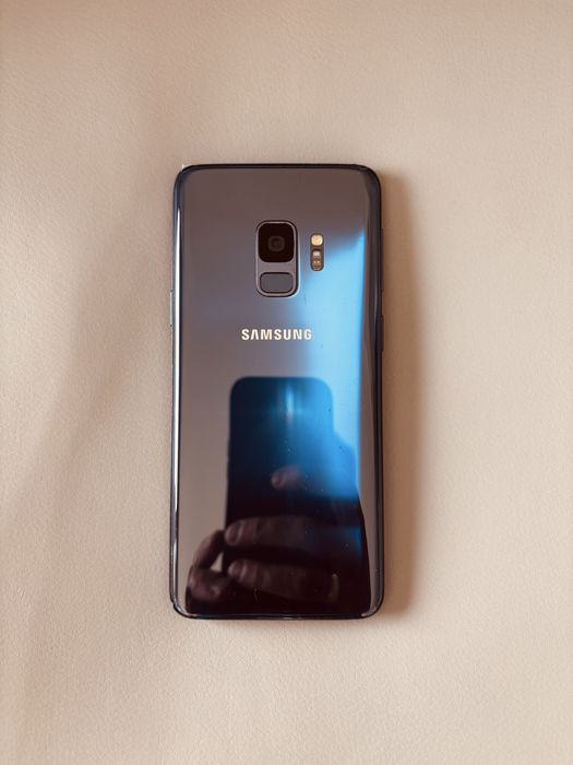 Smartfon Samsung S9 niebieski