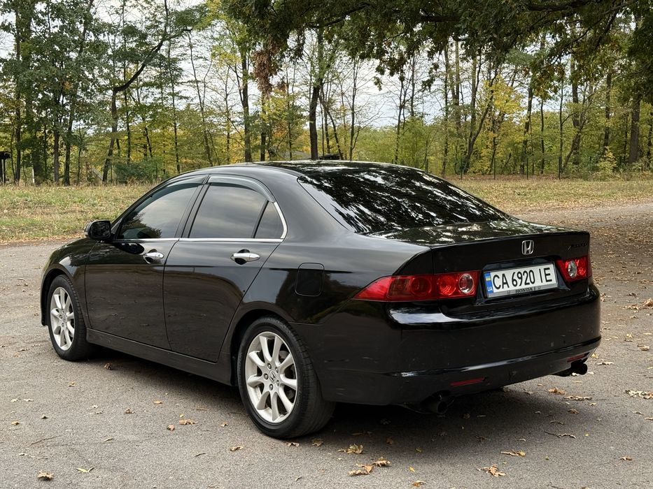 Honda Accord 2,4