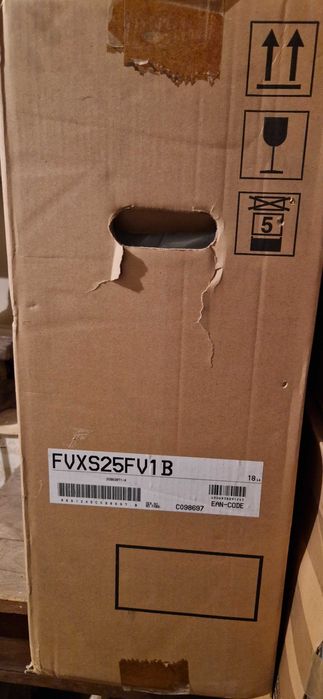 Pompa ciepła Dakin FVXS25FV1B