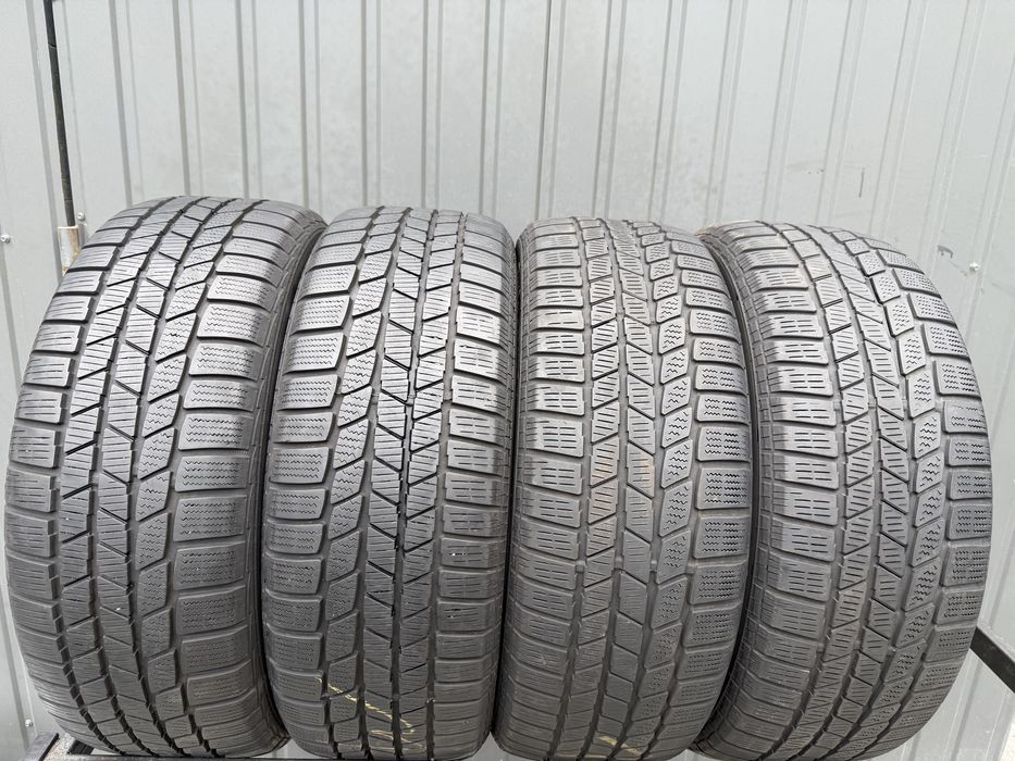 Шини Резина Зима 215/55 R17 94V Continental Conta Contact TS815 Seal