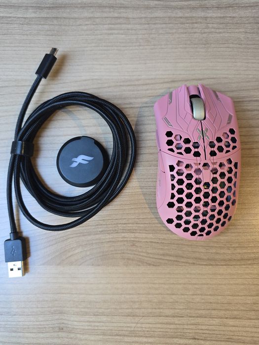 Finalmouse ULX Sakura [Medium]