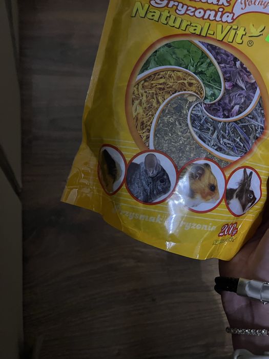 Sprzedam  karmy dla grydzoni .