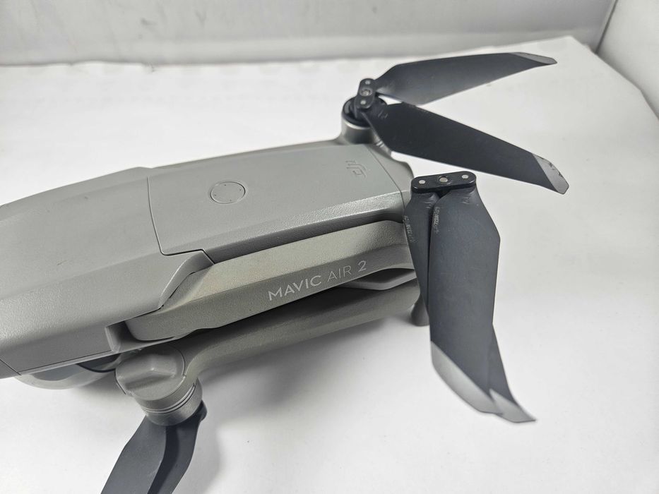 Dron DJI MAVIC AIR 2 FLY More combo