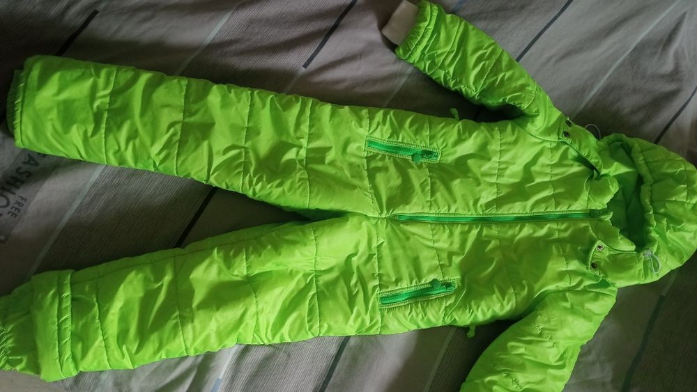 Продам 2 теплих комбези