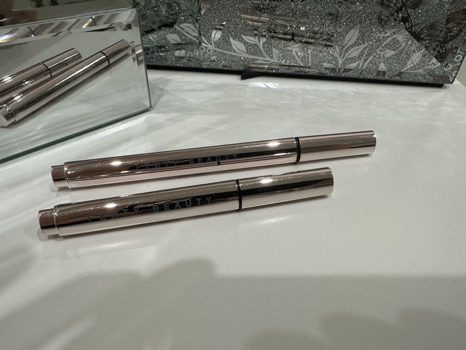 Fenty Beauty eyeliner - zestaw czarnych eyelnerów