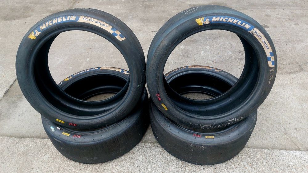 Slick Michelin Pilot Sport H1 200/61r17