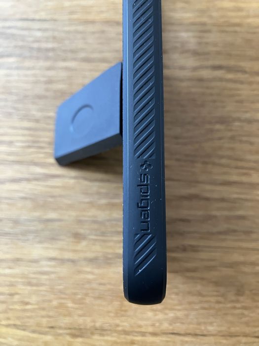 Etui do Samsunga A54 spigen