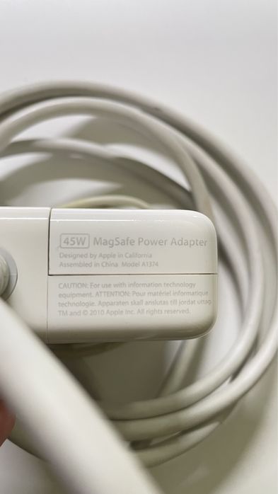 Fontes de alimentação originais Apple para MacBooks e Mac mini