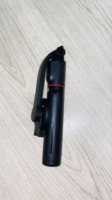 Selfie stick com pés novo