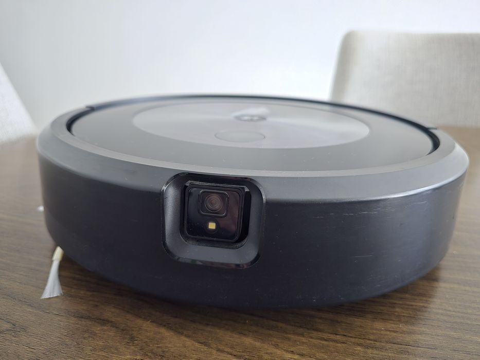 iRobot Roomba j7