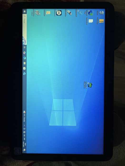 Моноблок Asus AiO V161GAT-BD002D 15,6" (90PT0201-M00060) black