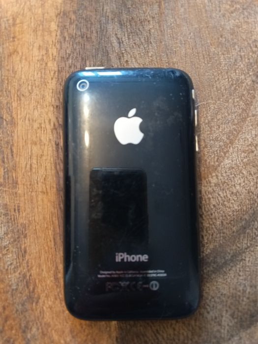 Продам Apple iPhone 4,5,6.