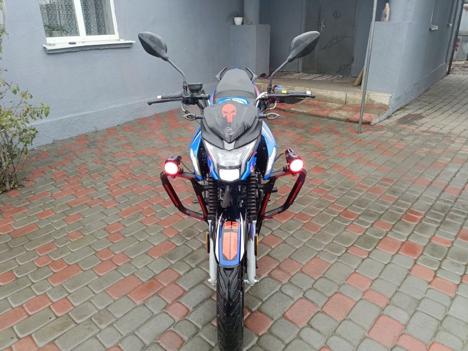 Мотоцикл SPARK SP200R-31