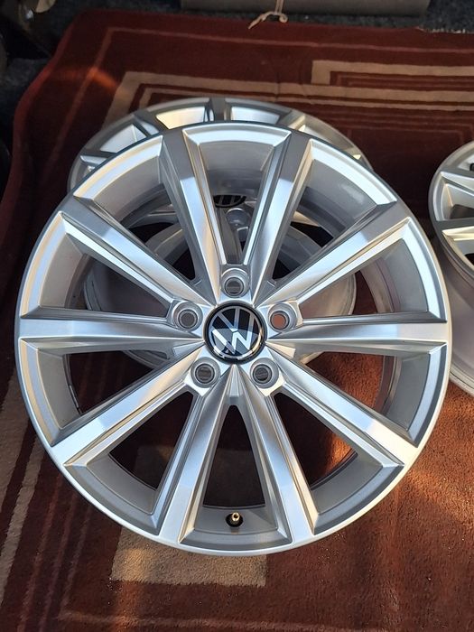 Литі диски R17 VW Golf 7 8 Tiguan Passat B8 Alltrack