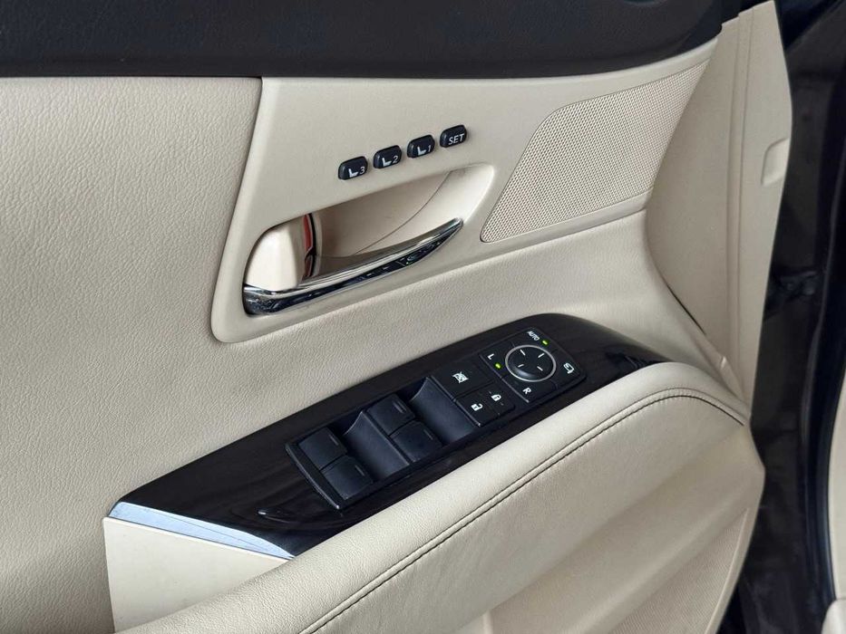 Продам  Lexus RX 2013. Можна в розстрочку, під викуп.