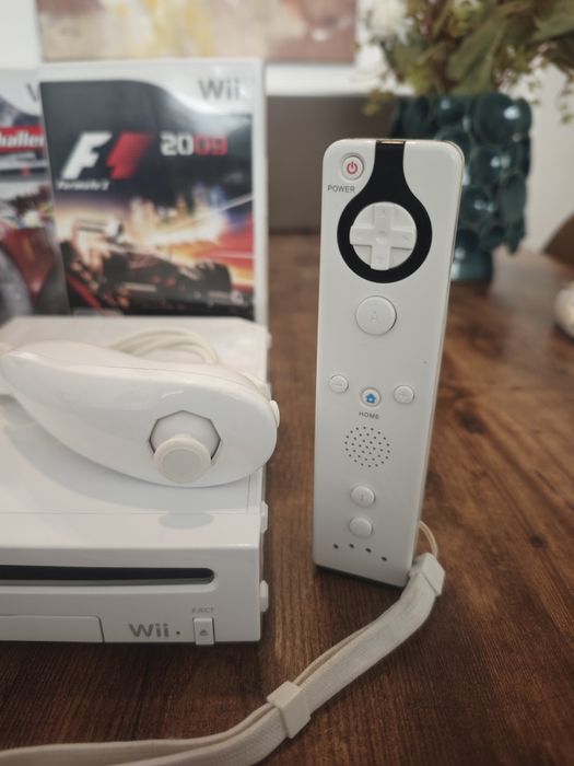 Wii Branca com jogos de corridas