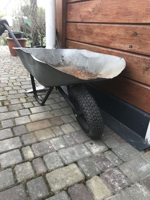 Тачка садова 400 грн тачка садовая вживана