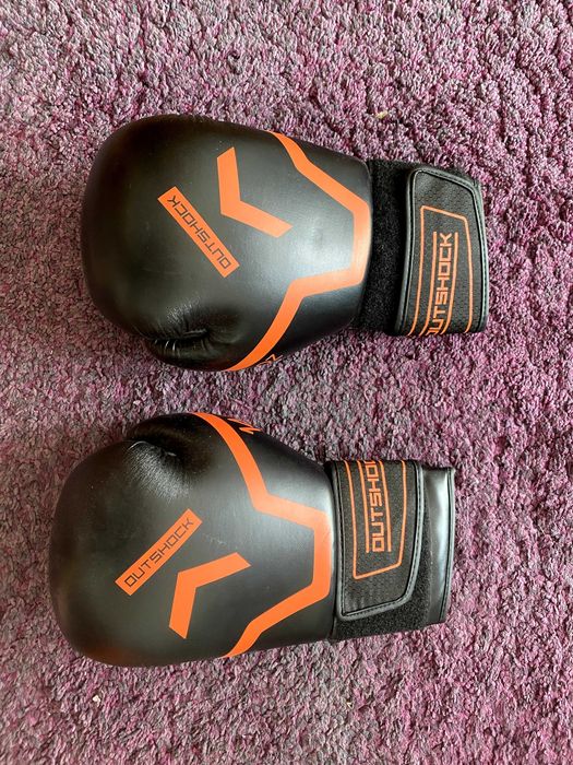 Luvas de Boxe Outshock 14oz