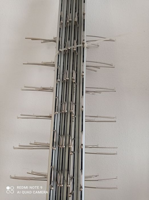 Urgent: Eyeglass Display Stands for Sale – Must Be Cleared Immediately64738871003009123