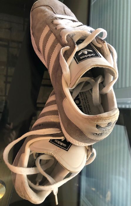 Sapatilhas adidas cinza originais