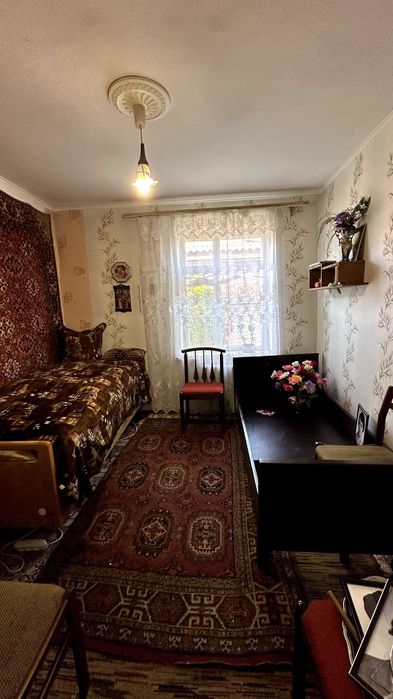 ID:39750 Продаж будинку в тихому місці серед МІСТА !!!