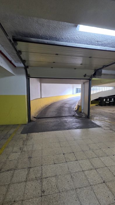 Lugar de garagem para arrendamento – Príncipe Real