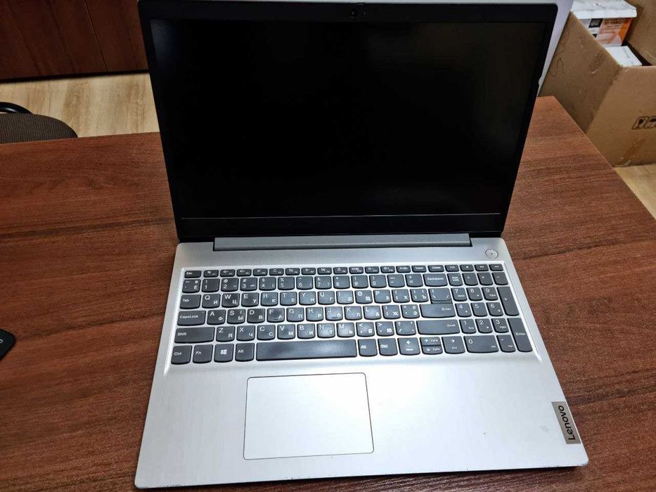 Ноутбук Lenovo IdeaPad 3 15IIL05 з частковим дефектом