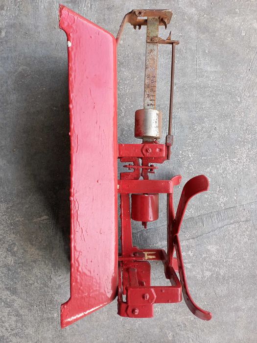 Balança antiga metálica