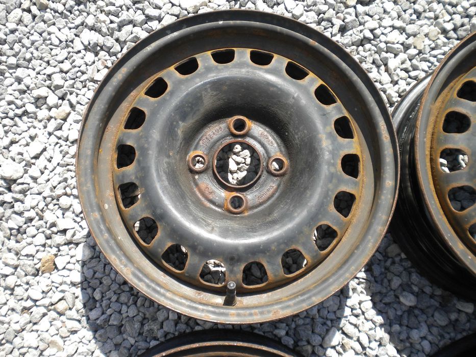 Felgi stalowe 14 4x100 et39 Opel Corsa D E