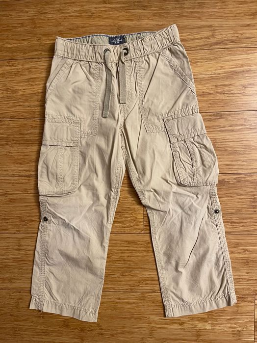 Spodnie chłopięce r. 110