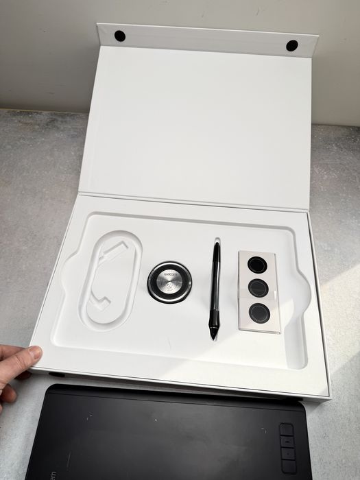 Wacom Intuos Pro M do grafiki obrobki zdjec