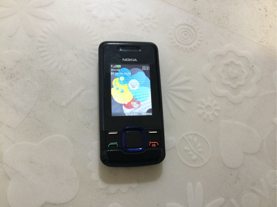 Телефон нокия 7100 supernova.