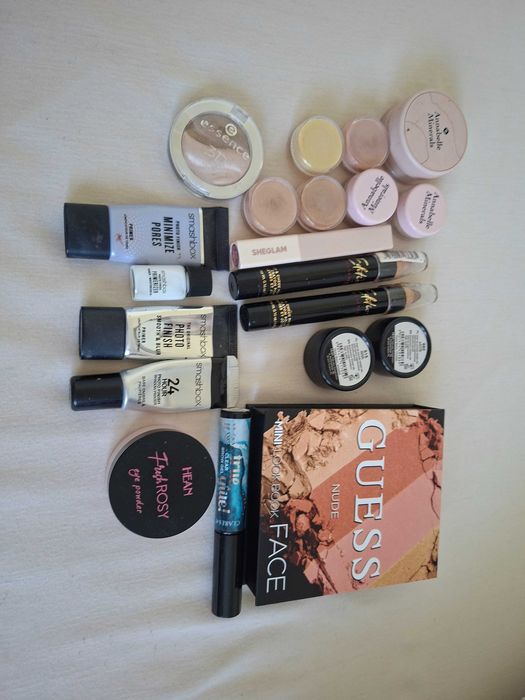Kosmetyki guess, smashbox, annabelle minerals