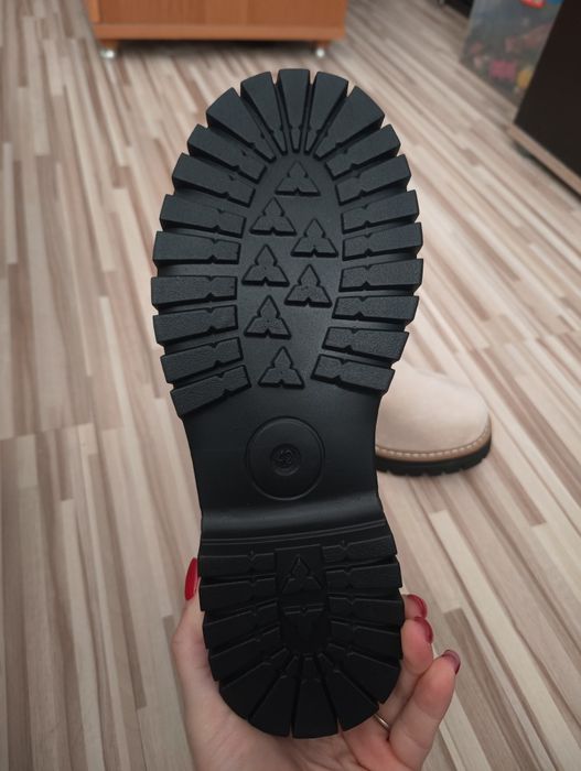 Buty wiosenne 41