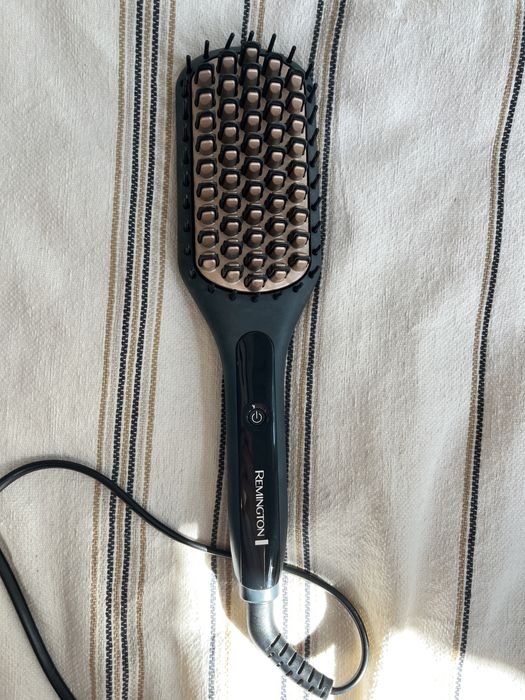 Szczotka prostująca Remington model CB7400