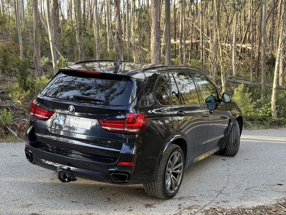 Vendo BMW X5 25d s drive 7L Pack M