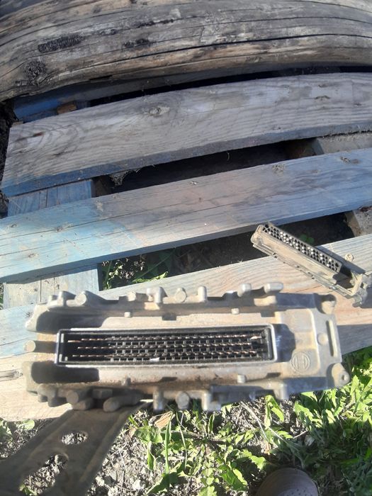 Блок двигуна рено лагуна один 1.9тді 99року