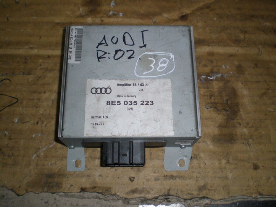 Amplificador de colunas AUDI A4 (8E2, B6)