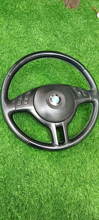 Volante bmw pack Sport E46;E39;E53 pele preta e multifunções impecável