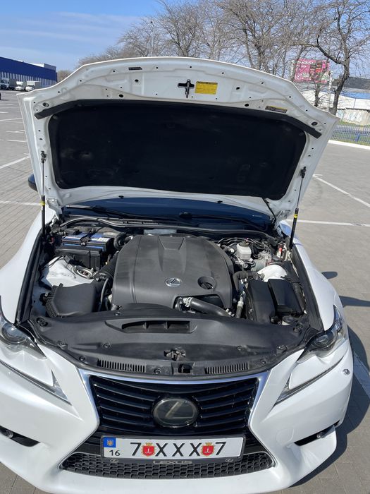Продам свій Lexus IS