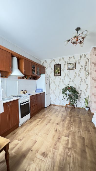 Продаж будинку в центрі міста