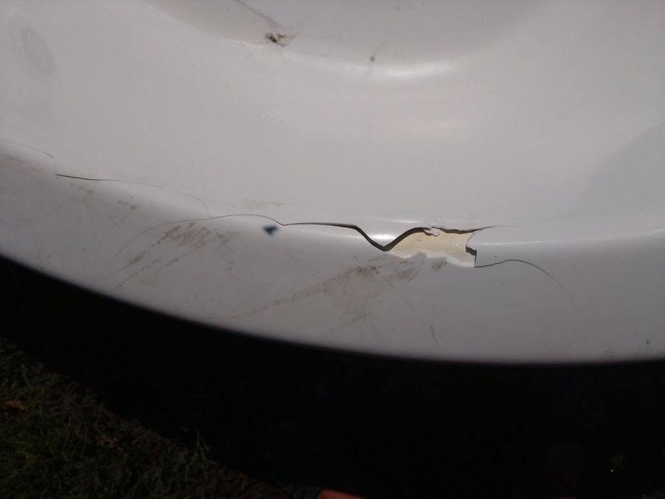 Ванная акриловая 1.5 м. Не дорого.