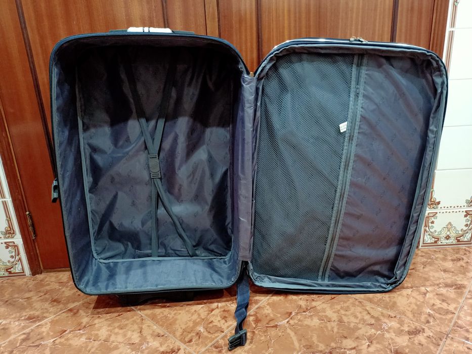 Mala malas de porão até 23 kg viagem carro casa quarto apartamento vivenda  escritório gabinete sala  cozinha.