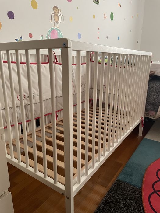 Cama de Criança Completa (Berço Naf Naf) + Colchão + Edredon + Proteçã