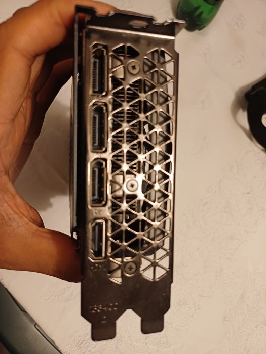 Plaça gráfica Zotac rtx 3050 twin edge oc 8gb gddr6
