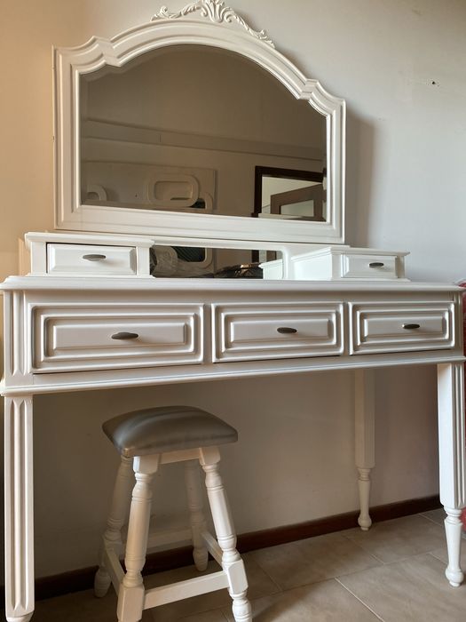 Penteadeira secretaria comoda