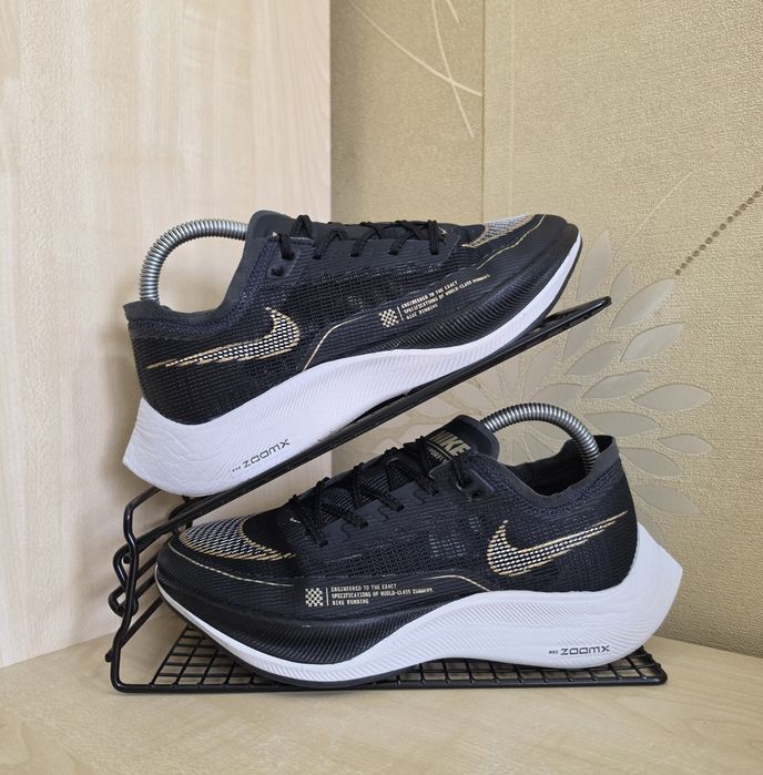 Бігові кросівки Nike ZoomX Vaporfly Next% 2 оригінал розмір 38.5