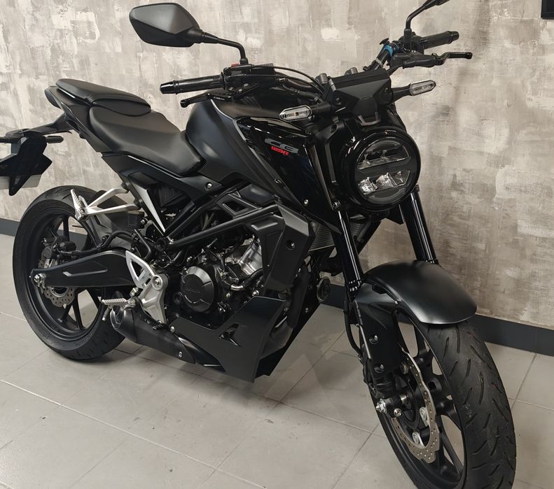 Honda CB125R 2024 Naked - 3.214kms - 2024 n( KTM Yamaha Suzuki CF )