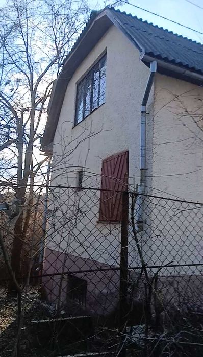 Продаж дачного будинку